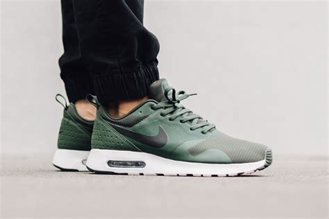 nike air tavas groen|Nike Air Max Tavas Men's Shoes.